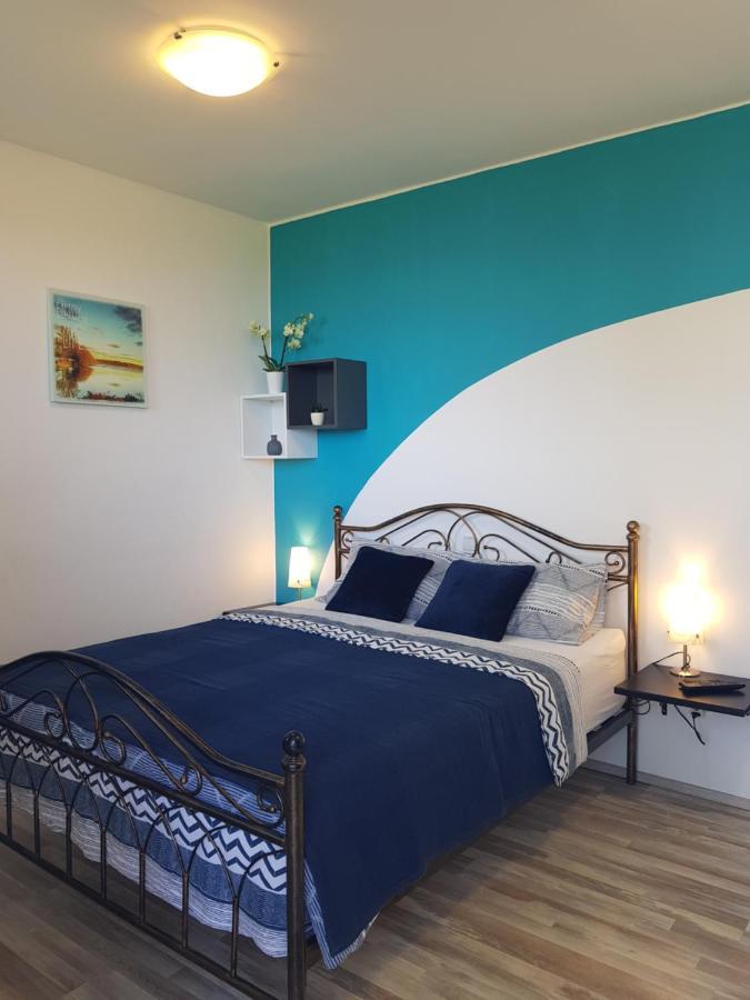Apartment And Rooms Parus Koper Bagian luar foto